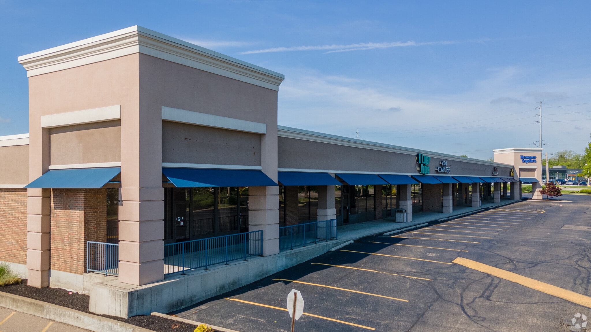 107-139 W Kemper Rd, Cincinnati, OH for lease Building Photo- Image 1 of 5