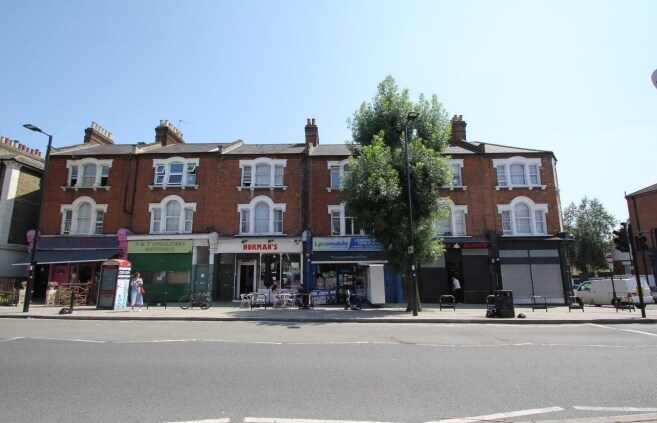 169 Junction Rd, Londres à louer - Photo du bâtiment - Image 2 de 4
