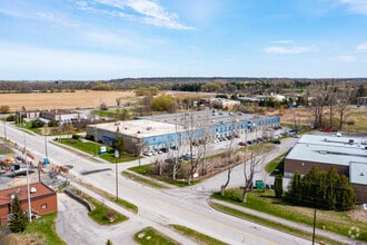 302 Legget Dr, Ottawa, ON - Aerial map view