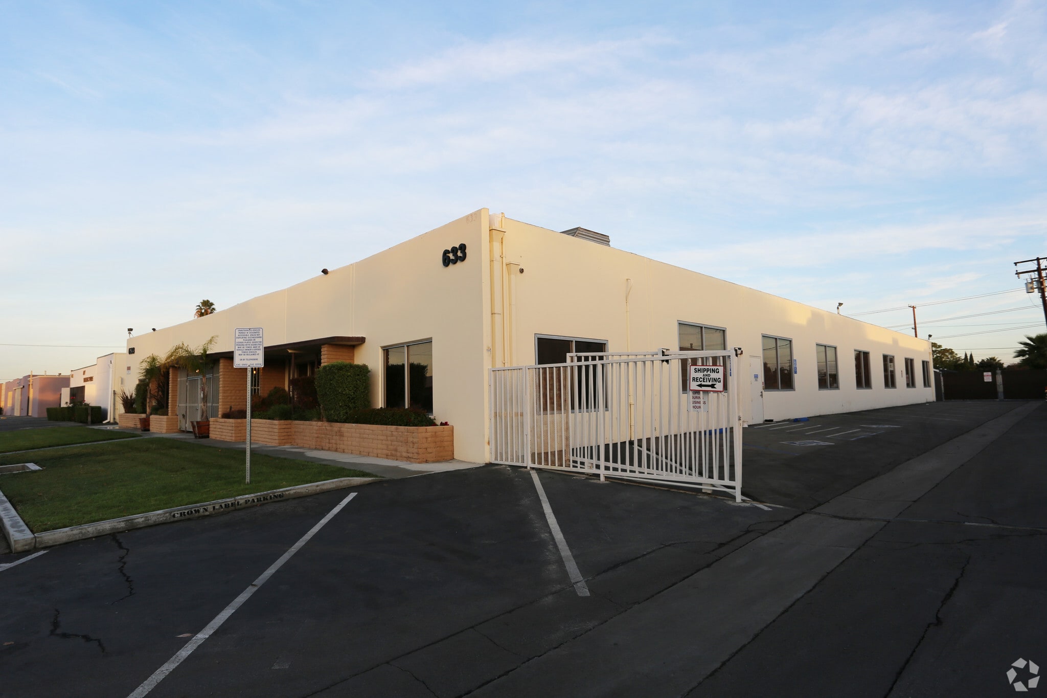 633 Young St, Santa Ana, CA for lease Primary Photo- Image 1 of 5