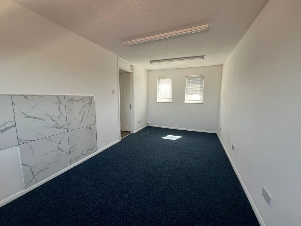 50 Lennon Dr, Milton Keynes for lease Interior Photo- Image 1 of 7