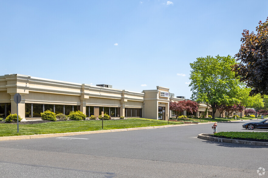 400 Horsham Rd, Horsham, PA for lease - Primary Photo - Image 1 of 7