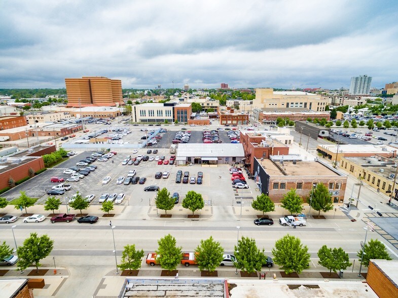 701 W Sheridan Ave, Oklahoma City, OK à louer - Aérien - Image 3 de 10