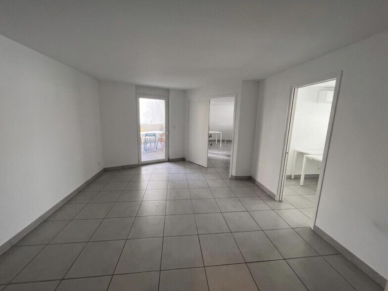 Office in Toulon for sale - Building Photo - Image 3 of 7
