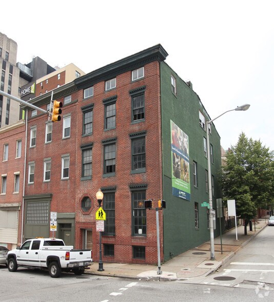 336 Saint Paul St, Baltimore, MD à vendre - Photo principale - Image 1 de 1