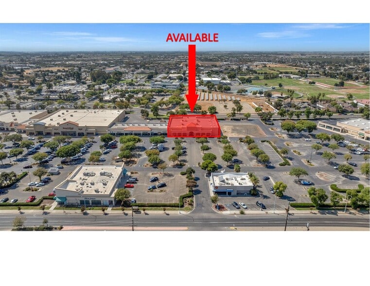 580 N 11th Ave, Hanford, CA for lease - Building Photo - Image 3 of 51