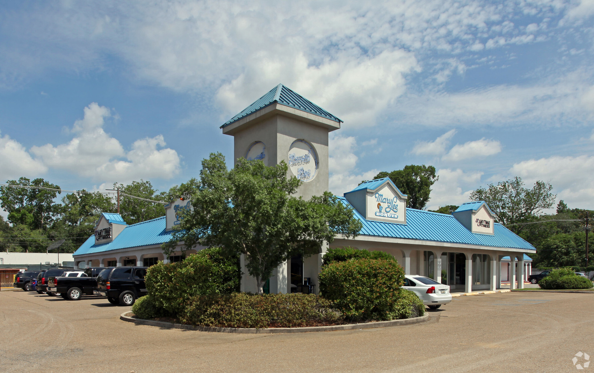 8821-8841 Highland Rd, Baton Rouge, LA for sale Primary Photo- Image 1 of 1