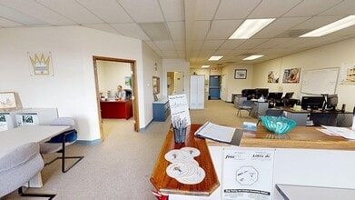 444-456 E Dundee Rd, Palatine, IL for lease Building Photo- Image 2 of 12