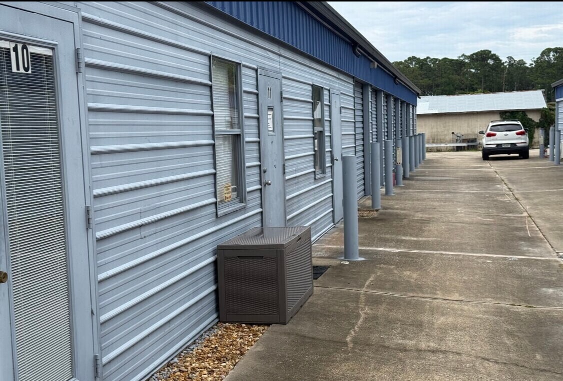 14 Utility Dr, Palm Coast, FL for lease Building Photo- Image 1 of 33