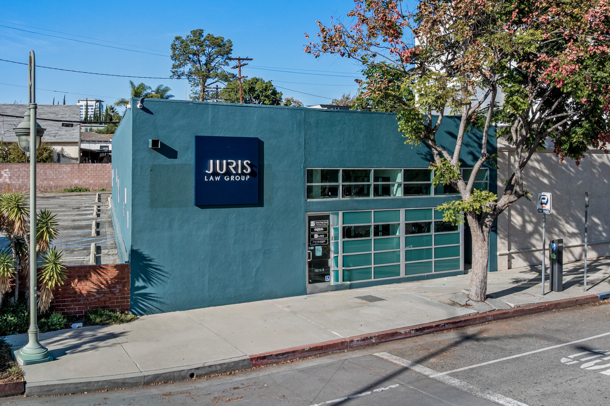 10215 Santa Monica Blvd, Los Angeles, CA à vendre Photo du bâtiment- Image 1 de 44