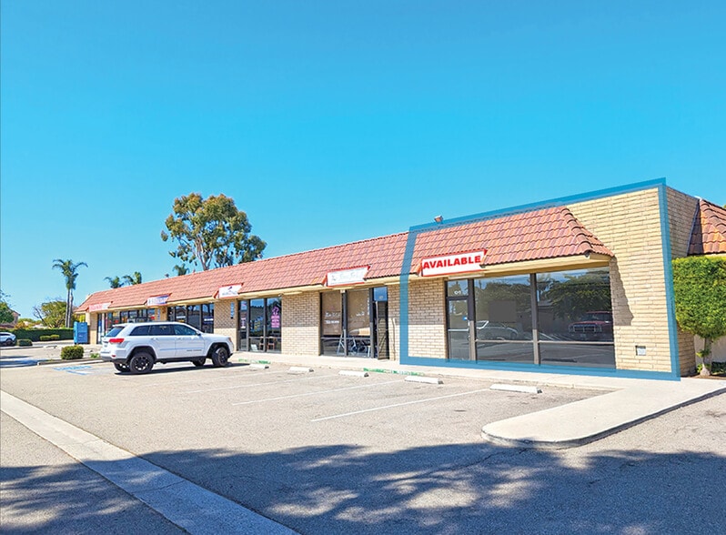 1041-1055 Patterson Rd, Oxnard, CA for lease - Building Photo - Image 2 of 9
