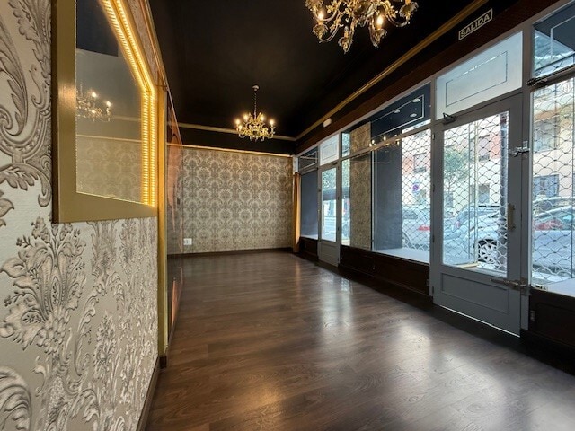 Multifamily in Madrid, Madrid for sale - Interior Photo - Image 2 of 2