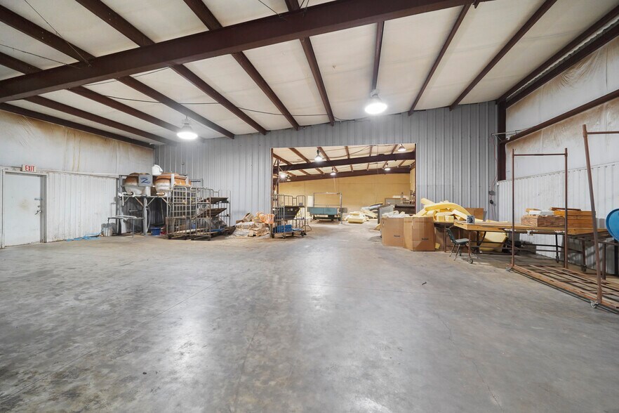 3215 Huffman Eastgate Rd, Huffman, TX à louer - Photo intérieure - Image 3 de 8