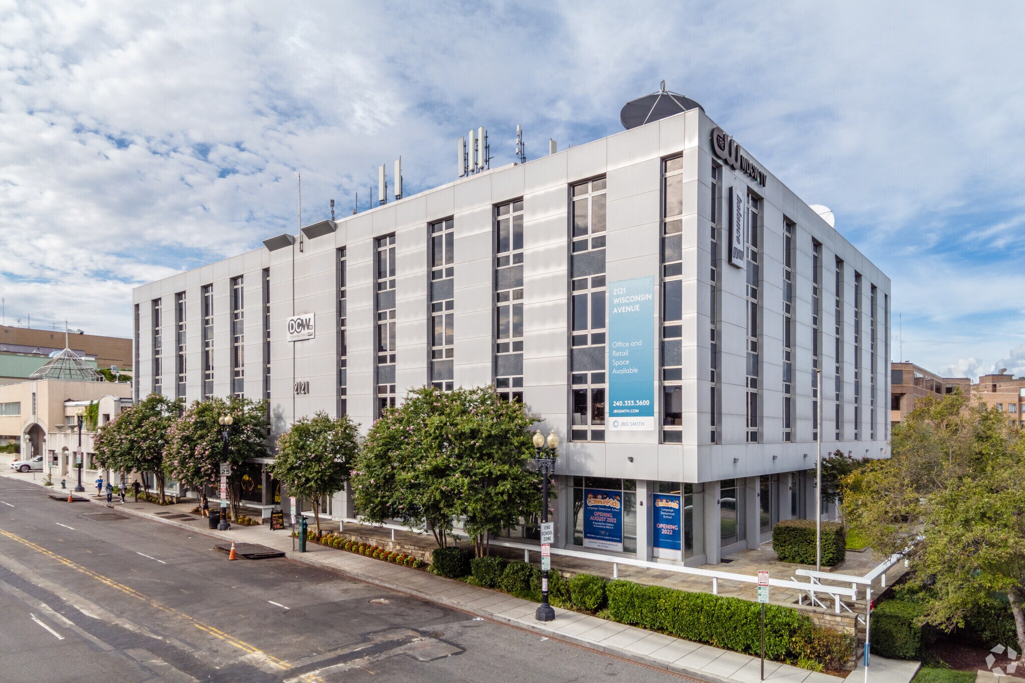 2121 Wisconsin Ave NW, Washington, DC for lease Primary Photo- Image 1 of 9