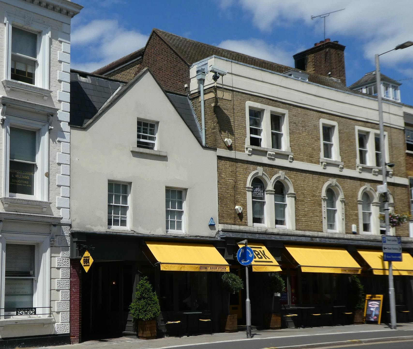 42-46 High St, Kingston Upon Thames à louer Photo du bâtiment- Image 1 de 7