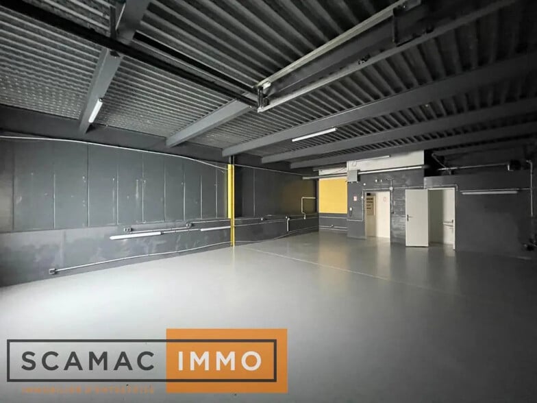 Industrial in Lisses for lease - Interior Photo - Image 3 of 17