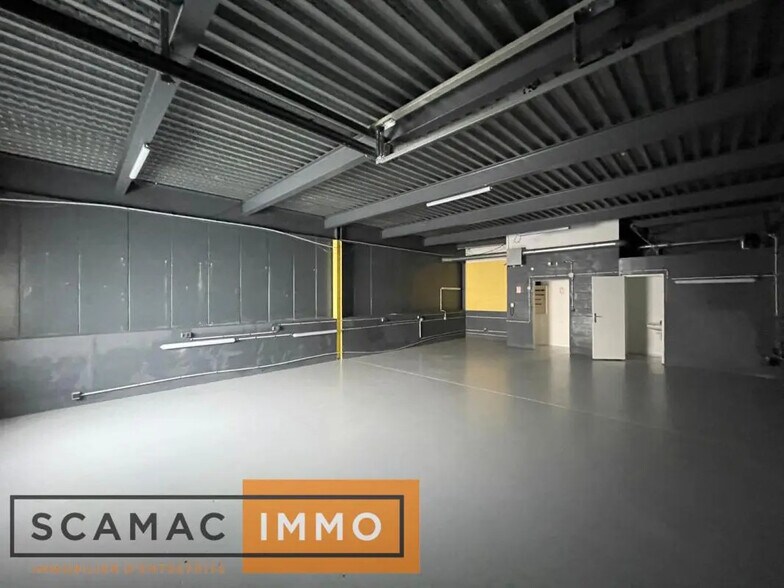 Industriel dans Lisses à louer - Photo intérieure - Image 3 de 17