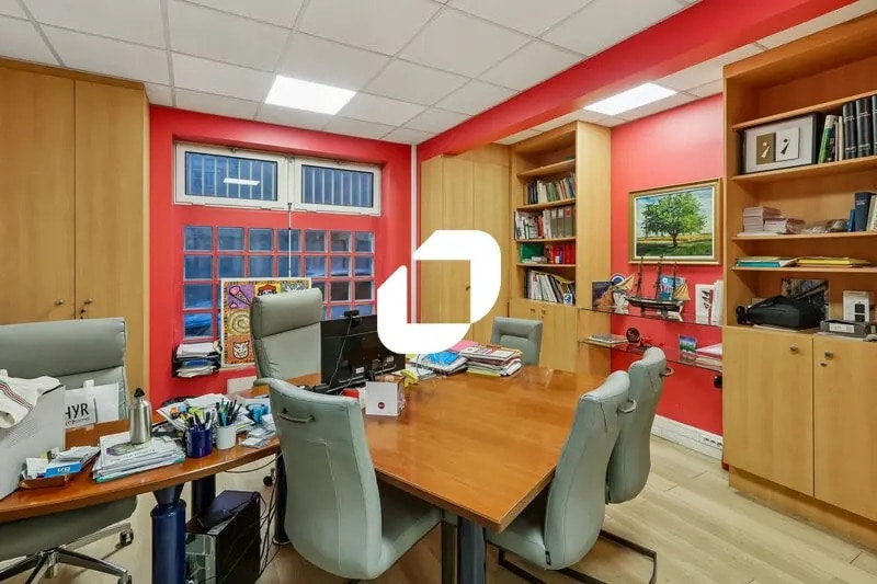 Office in Levallois-Perret for sale - Interior Photo - Image 3 of 14