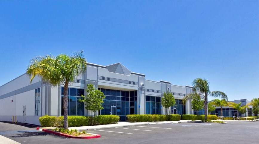 26305 Jefferson Ave, Murrieta, CA à louer - Photo du bâtiment - Image 2 de 10