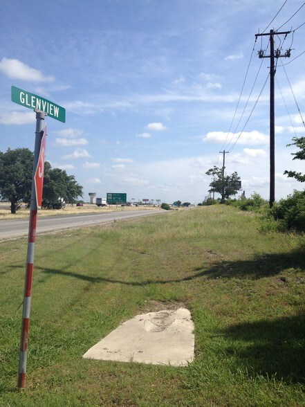 IH 35 & Glenview Ln, Buda, TX à vendre - Photo principale - Image 1 de 5