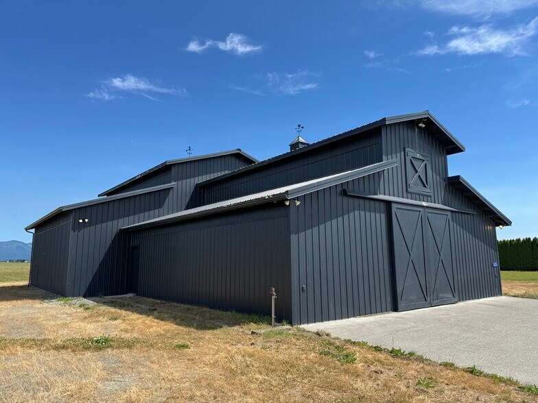 14285 Laconner Whitney rd, Mount Vernon, WA à louer - Photo du bâtiment - Image 2 de 33