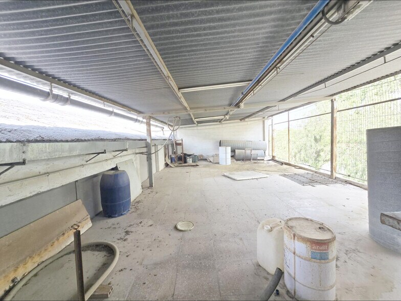 Industrial in Aspe, Alicante for sale - Interior Photo - Image 2 of 4