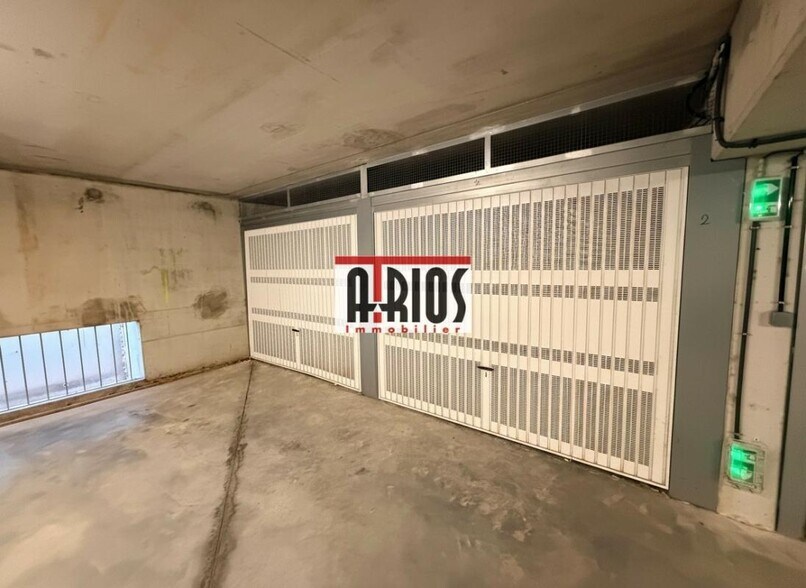 Bureau dans La Seyne-sur-Mer à vendre - Photo du bâtiment - Image 3 de 4