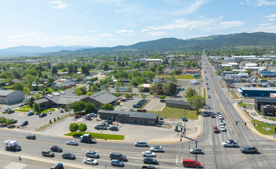 1201 Cedar St, Helena, MT for sale - Building Photo - Image 2 of 19