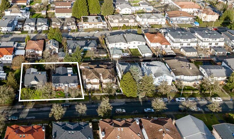 6449-6461 Elwell St, Burnaby, BC à vendre Aérien- Image 1 de 1