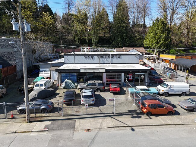 More details for 2397 West Railway St, Abbotsford, BC - Retail for Sale