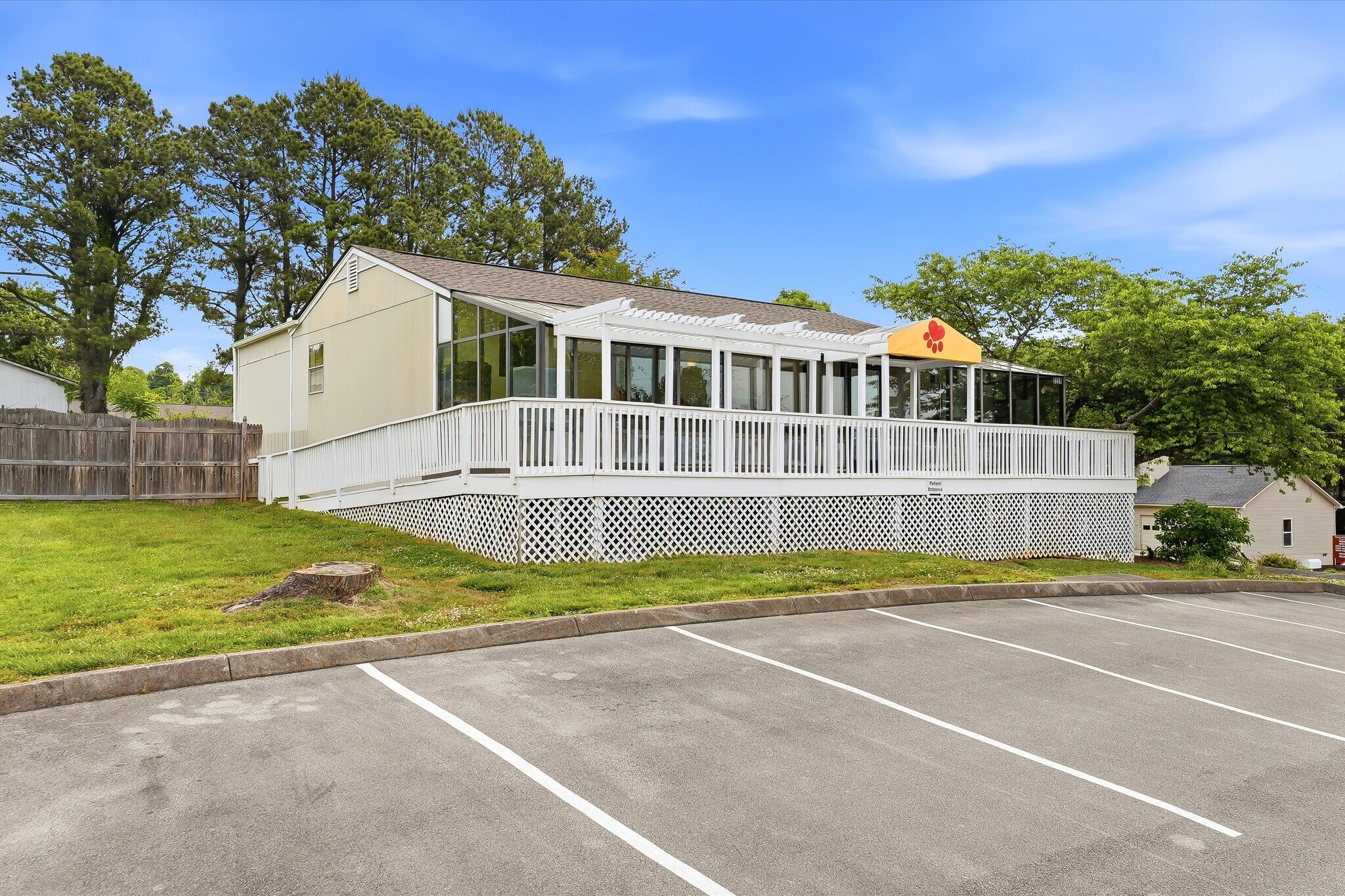9229 Middlebrook Pike, Knoxville, TN à vendre Photo du bâtiment- Image 1 de 23