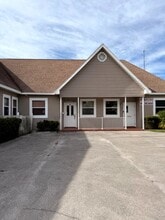 504 E Baker St, Plant City, FL à louer Photo du bâtiment- Image 1 de 8