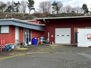 2310 N Kerby Ave, Portland, OR for lease Building Photo- Image 2 of 12