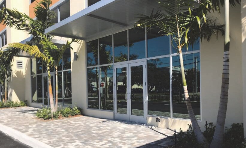 2801 NE 213th St, Aventura, FL à louer - Photo du bâtiment - Image 2 de 3