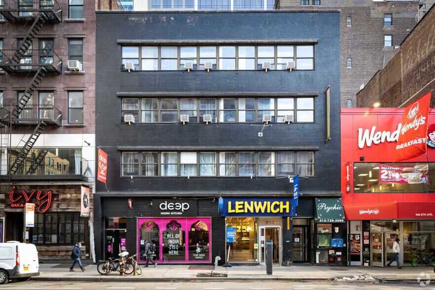 940 Eighth Ave, New York, NY à louer - Photo du bâtiment - Image 3 de 4