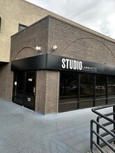 250 Steele St, Denver, CO for lease Interior Photo- Image 1 of 5