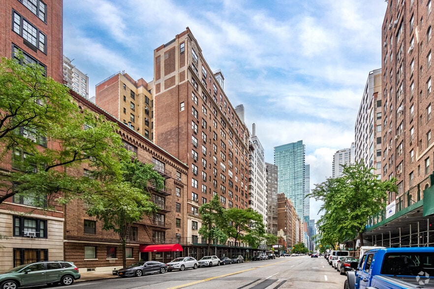 410 E 57th St, New York, NY for sale - Building Photo - Image 2 of 4