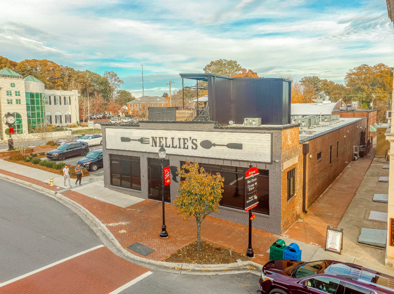 36 N Main St, Belmont, NC à vendre - Photo du bâtiment - Image 1 de 1