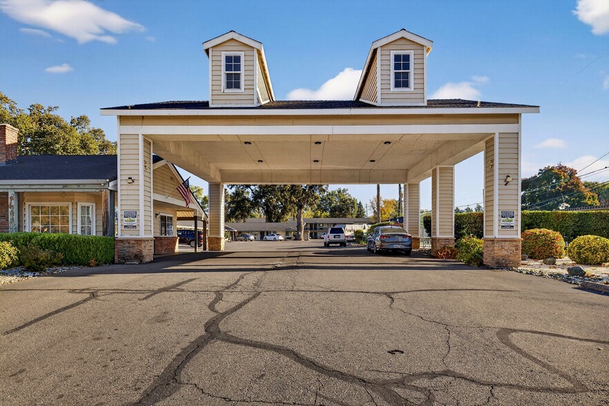 2352 Esplanade Rd, Chico, CA for sale - Building Photo - Image 2 of 40
