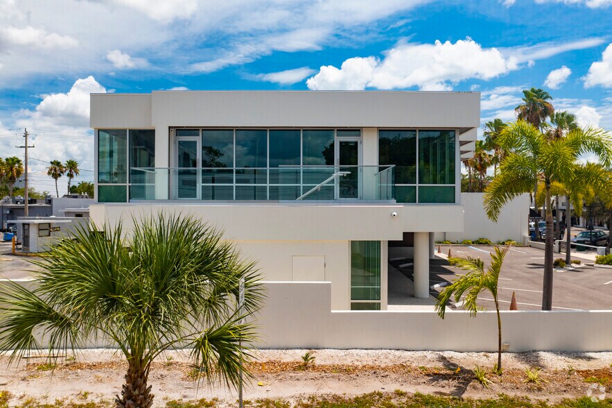 1801-1809 S Osprey Ave, Sarasota, FL à louer - Photo du bâtiment - Image 2 de 9
