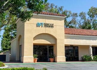 Plus de détails pour 17675 Harvard Ave, Irvine, CA - Commerce de détail à louer