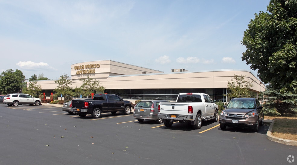1 Beresford Ct, Buffalo, NY for lease - Building Photo - Image 2 of 4