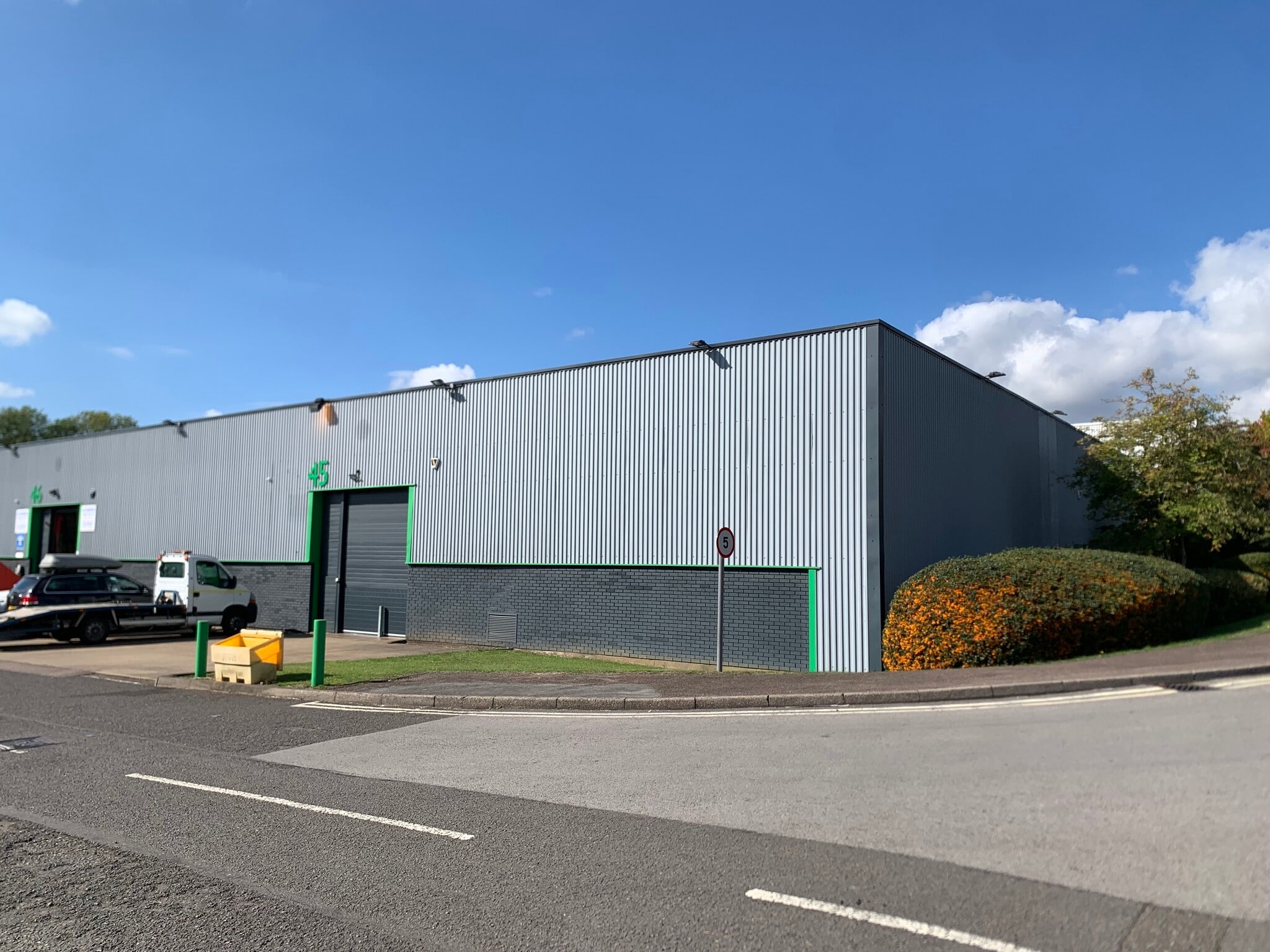 45-53 Potters Ln, Milton Keynes for lease Interior Photo- Image 1 of 11