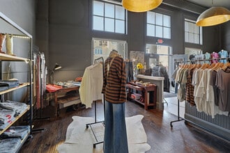 110 N Tennessee St, McKinney, TX for lease Interior Photo- Image 2 of 54