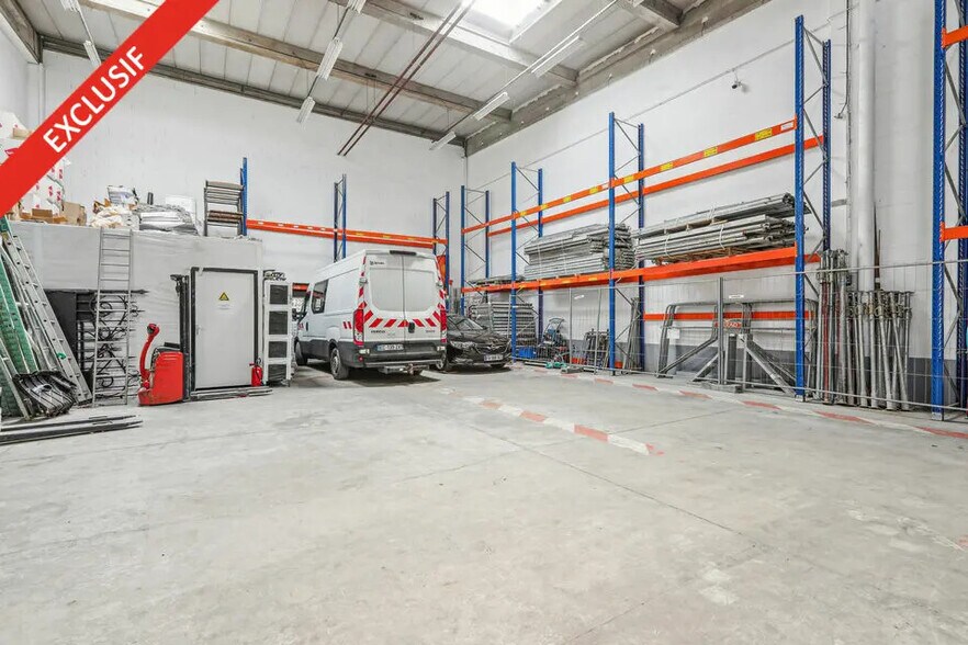 Local d'activités dans Lisses à vendre - Photo intérieure - Image 3 de 5