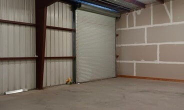 11075 Eastex Fwy, Beaumont, TX for lease Interior Photo- Image 1 of 5