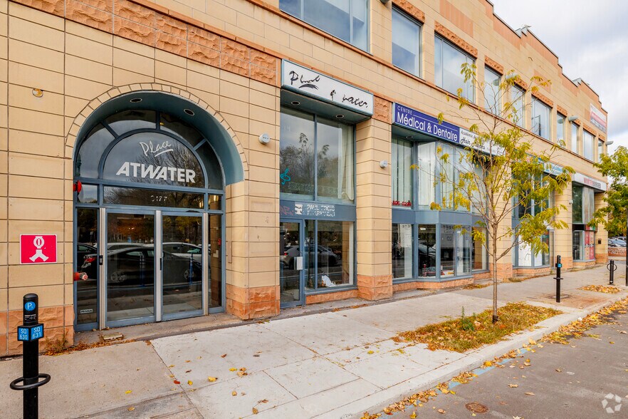 3171-3177 Rue Saint-Jacques, Montréal, QC à louer - Photo du bâtiment - Image 3 de 3