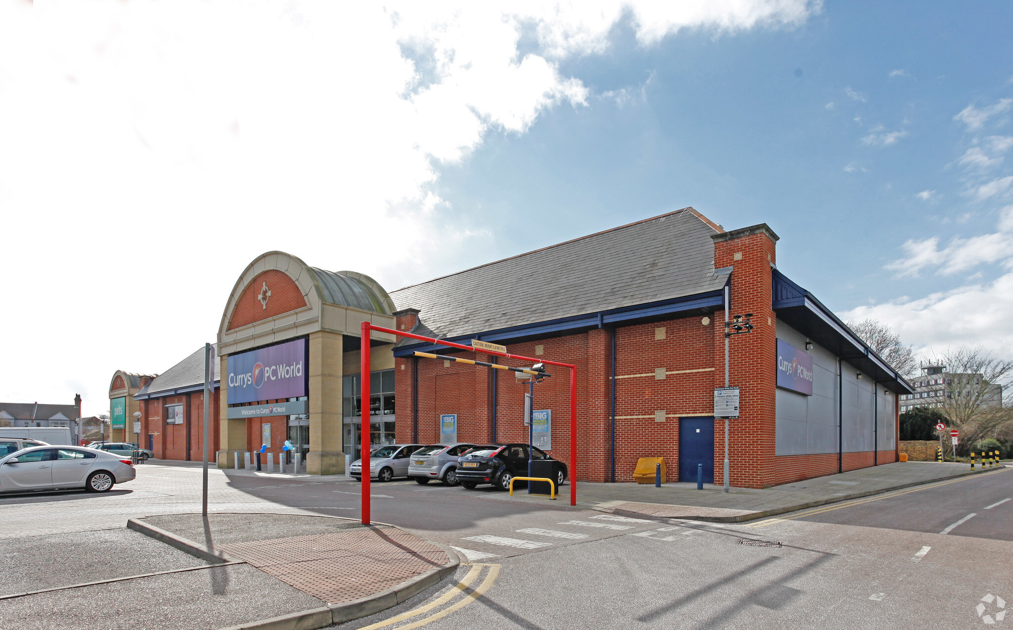 London Rd, Southend On Sea for sale Primary Photo- Image 1 of 1