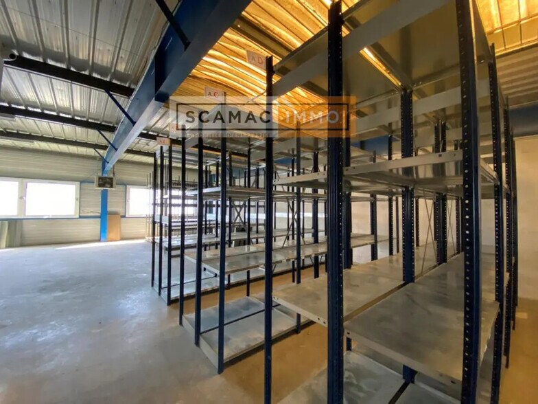 Industriel dans Vitry-sur-Seine à louer - Photo intérieure - Image 3 de 3