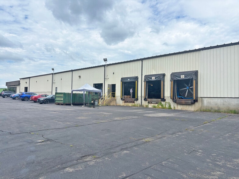 433 Rt-108, Somersworth, NH for lease - Building Photo - Image 2 of 4